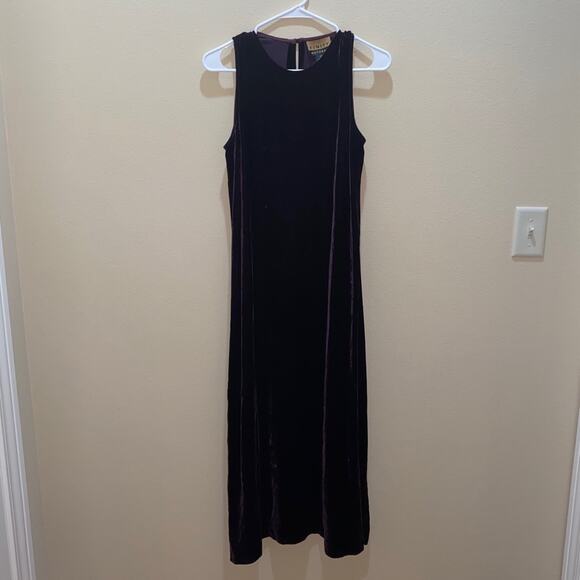 Finity Dresses & Skirts - VNTG FINITY NATURALS maxi velvet dress